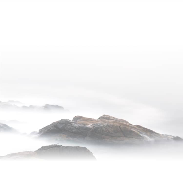 foggy-mountains-mobile-bg